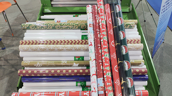 復(fù)卷機(jī)操作注意事項(xiàng)及性能特點(diǎn)有哪些？